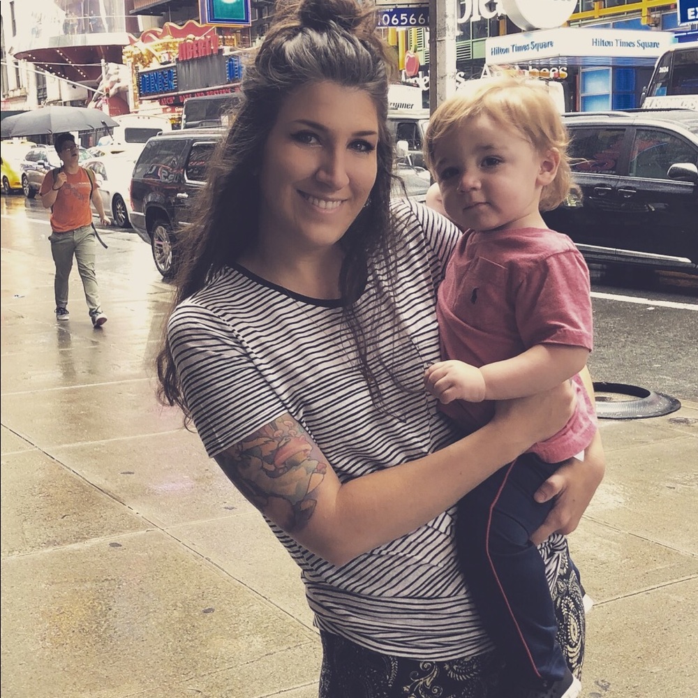 Meet your Posher, Courtney